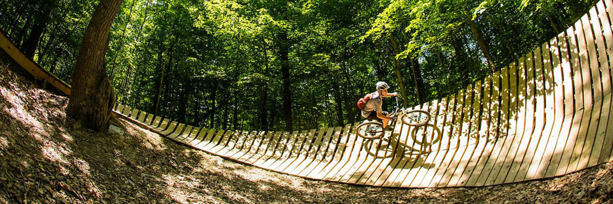 meadowood mountain bike trail parking