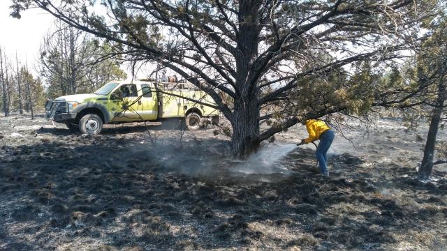 Post-Paulina RFPA using the engine on the Crazy Creek Fire. Courtesy Post-Paulina RFPA