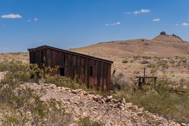 A wooden building that was used to sort coal.