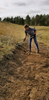 Volunteer Digging Trail