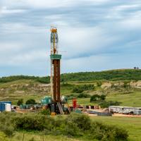 Image of drilling rig