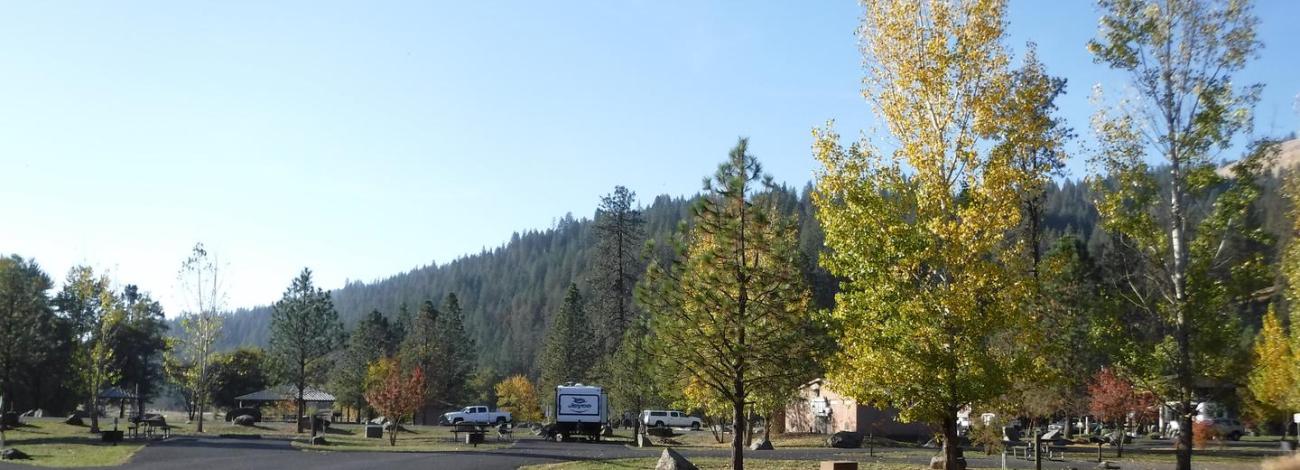 Overview of Pink House Recreation Site.